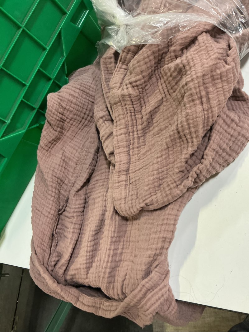 Condition photo showing As Is for organic cotton gauze dream quilt set, king/cal king, fig