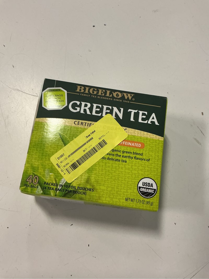 Condition photo showing New/Like New for bb 01/2029 bigelow tea classic green tea, caffeinated tea, 40 count box tea bags
