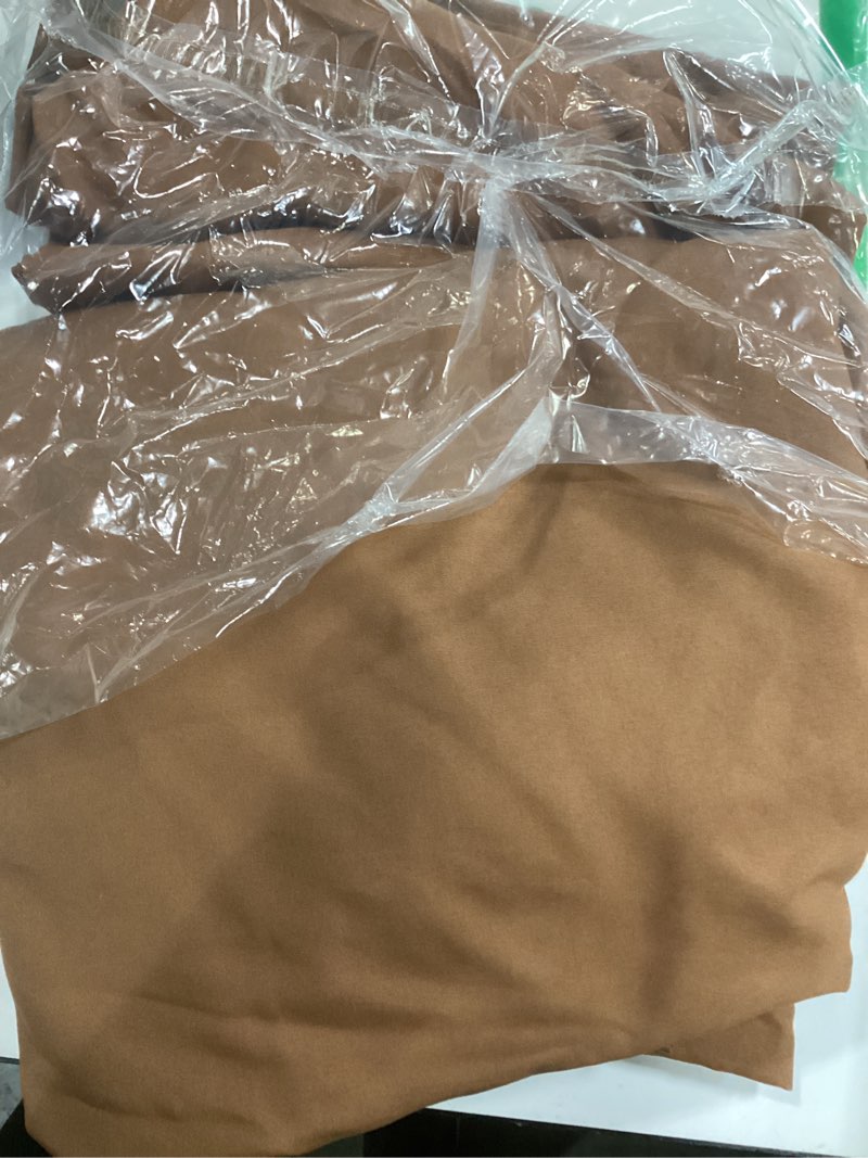 Condition photo showing Good Condition for Bedsure Duvet Cover Full Size - Soft Double Brushed Bedding Set for Kids & Adults, Zipper Closure, 3 Pieces, Includes 1 Duvet Cover (80"x90") & 2 Pillow Shams, NO Comforter, Brown Full (90"x 80") 03 - Brown (3-piece No Comforter)