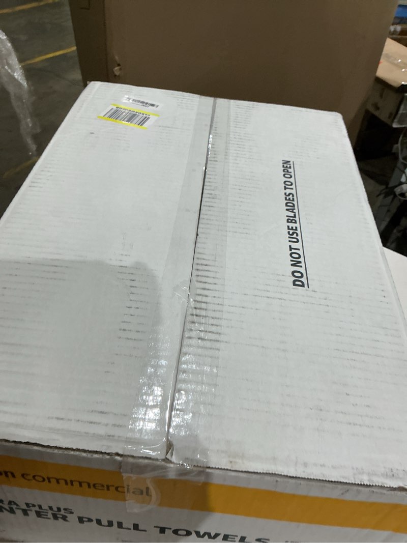 Condition photo showing Good Condition for amazoncommercial 2-ply soft, absorbent centerpull paper towels compatible with universal dispensers, fsc certified, 7.6 x 9 in, 6 rolls, 600 towels per roll
