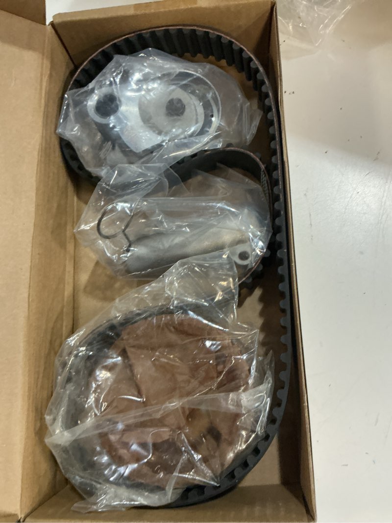 Condition photo showing Good Condition for timing belt kit replacement for toyota 4runner hilux land cruiser prado 3.0ltr diesel 1kz-te part# 13568-69085, 13540-67020, 13505-67040, 13523-17010