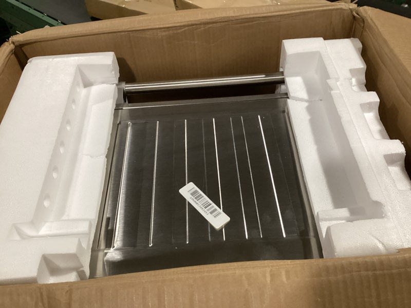 Condition photo showing Good Condition for Breville BOV900BSS Smart Oven Air Fryer Pro and Convection Oven, Brushed Stainless Steel