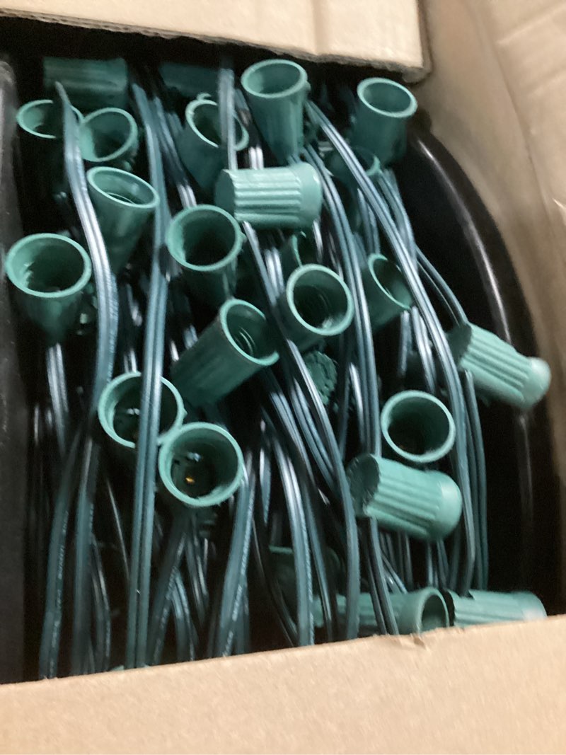 Condition photo showing Good Condition for Brightown Commercial 500 FT C9/E17 Christmas Light Sockets Set Spool, UL Listed C9 Sockets Patio String Lights C9 Strands - 12" Spacing Green Wire C9-Green Wire 500FT