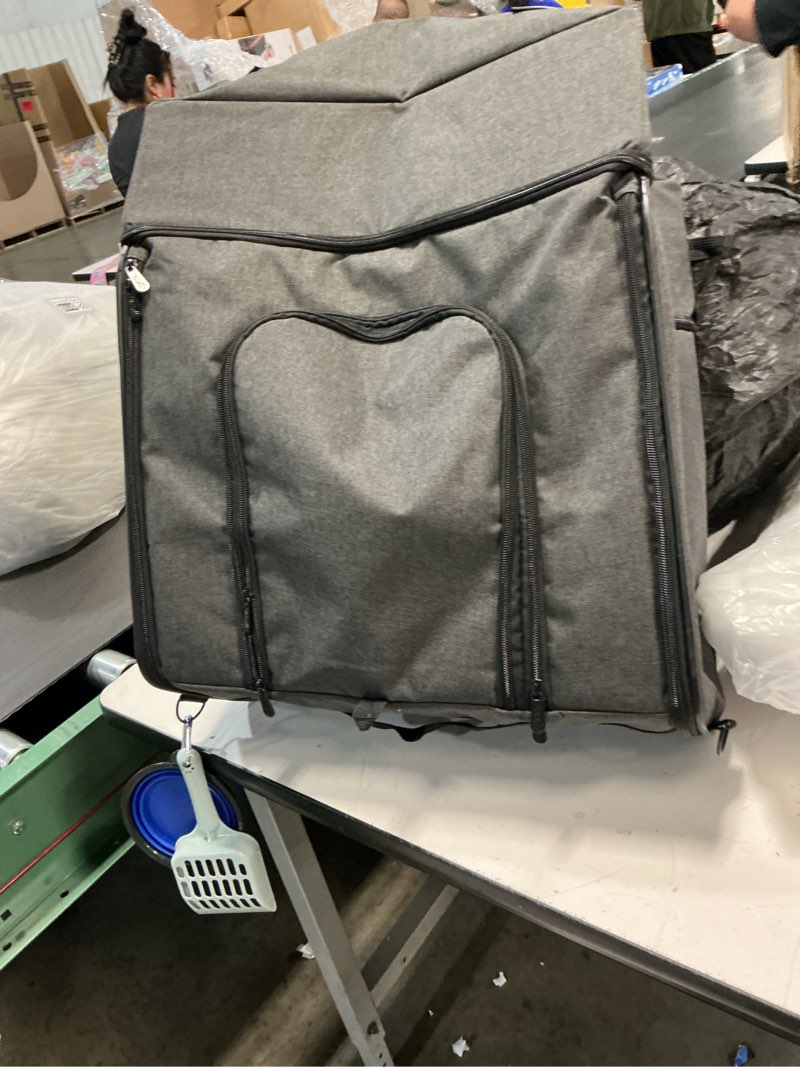 Condition photo showing Good Condition for apollo walker Portable Cat Travel Litter Box with Zipped Waterproof Bag,No Collapse with Hard Base Insert at Bottom, No Leakage, No Smell, Easy to Carry, Easy to Use in Hotels, Car Black Black with Zipper