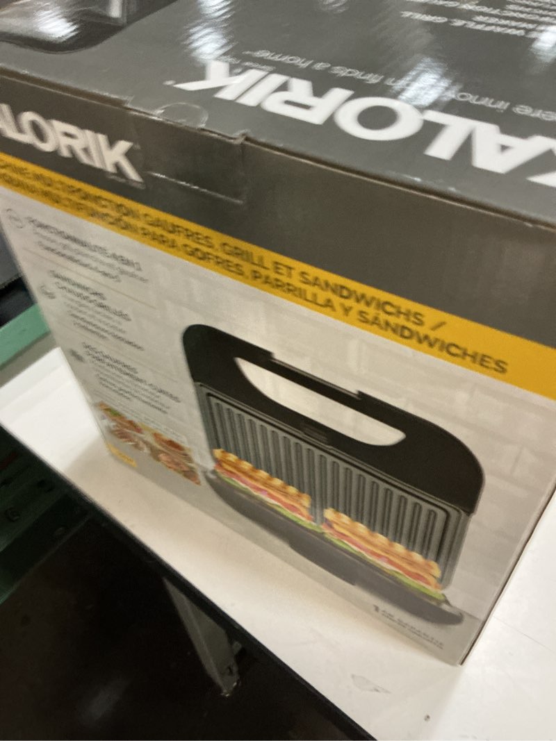 Condition photo showing New/Like New for kalorik - multi-purpose waffle, grill and sandwich maker - stainelss steel