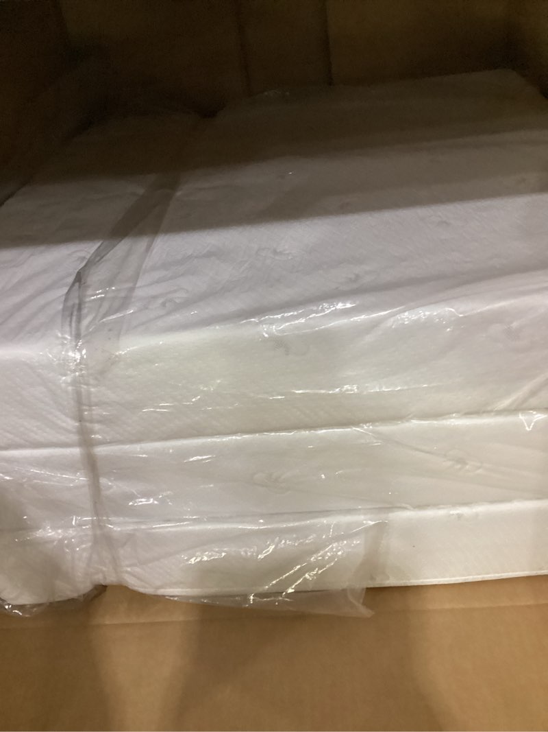 Condition photo showing Good Condition for novilla foldable mattress, single size comfort foam trifold mattress with cloud design cover, 4 inch folding mattress for back pain relief, suitable for camping, rv travel, 75"x25"x4" white single