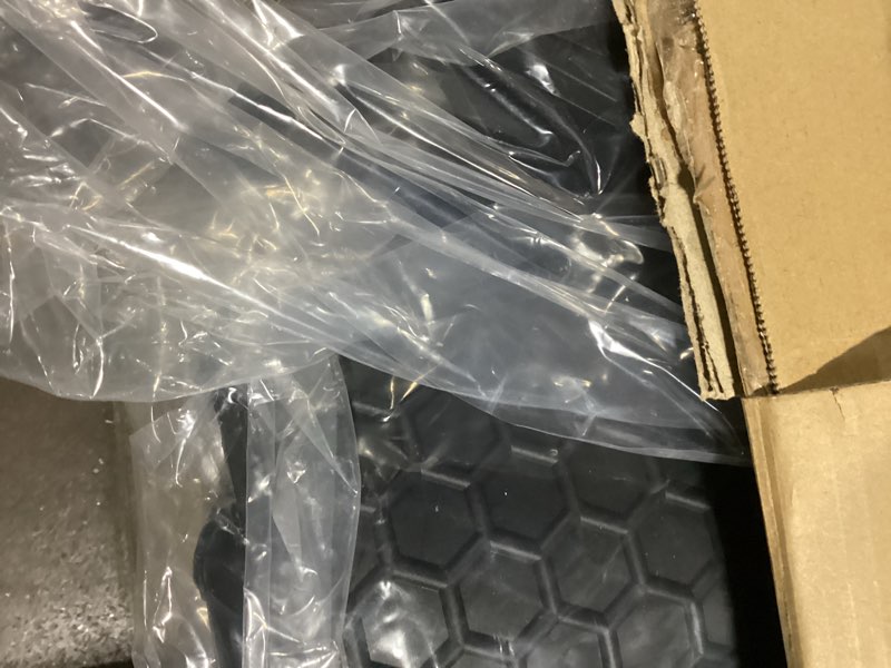 Condition photo showing Good Condition for Car Floor Mats Custom Fit for 2019 2018 2017 2016 2015 2014 Kia Soul Odorless Washable Heavy Duty Rubber (All Weather) Floor Liners Set Black Black 2014-2019