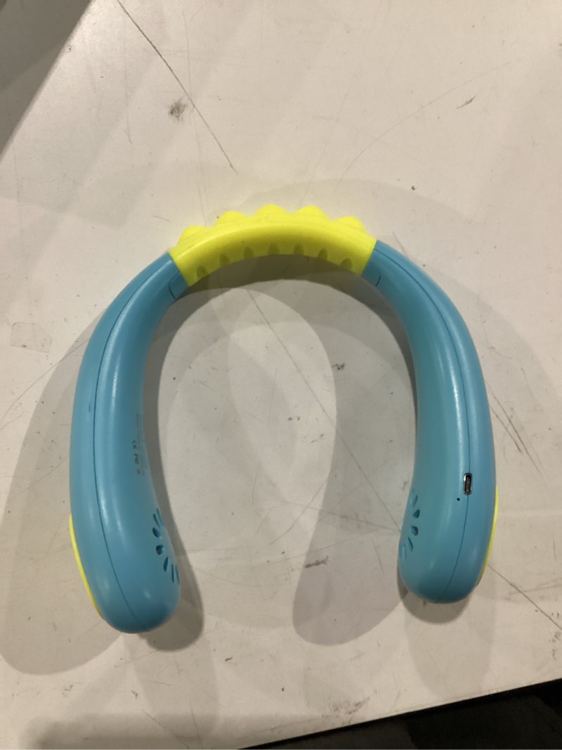 Condition photo showing Good Condition for kids neck fan, portable bladeless fans for kid 4-14y girls & boys, 2600mah usb personal mini cooling fan for travel/camping/study, 4 speeds, lightweight, compact, perfect summer gifts for kids blue