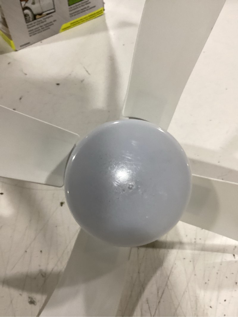 Condition photo showing As Is for emson socket fan light 