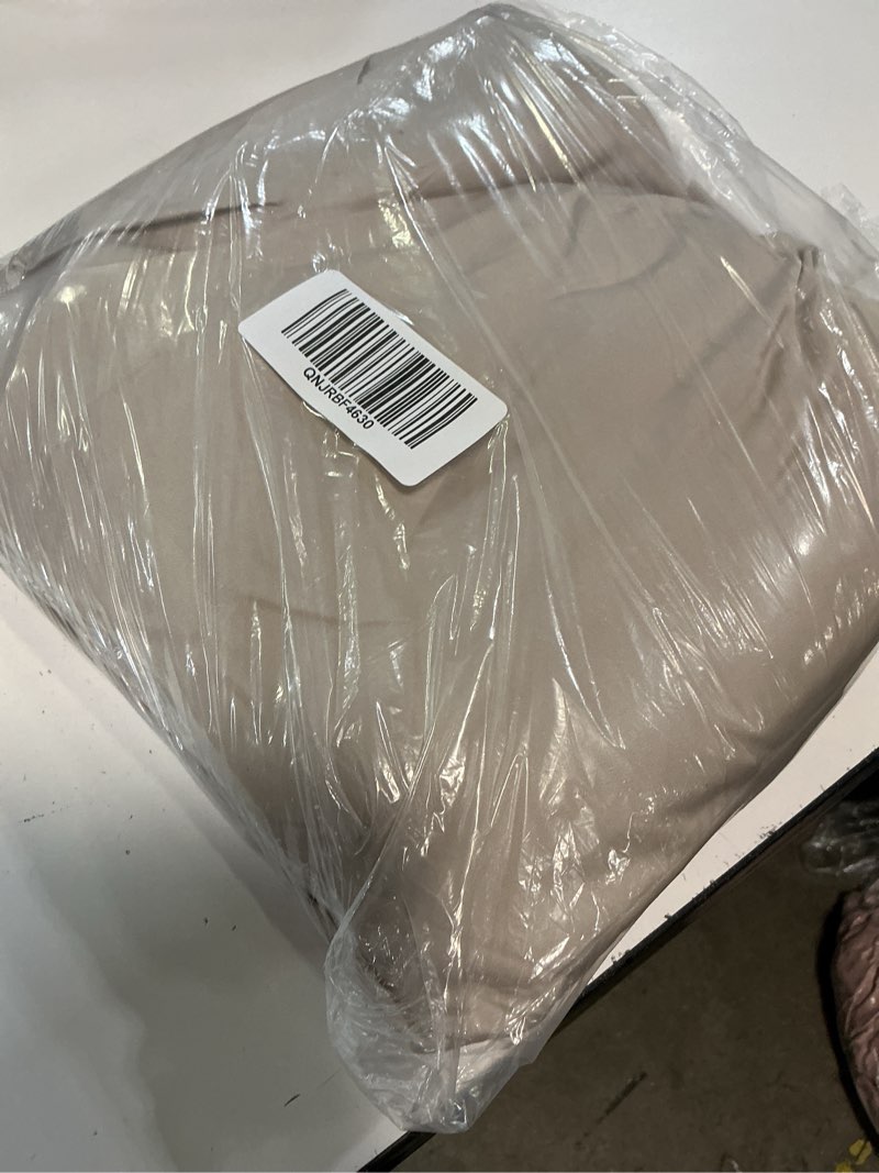 Condition photo showing Good Condition for bamboo duvet cover set, full/queen, sand