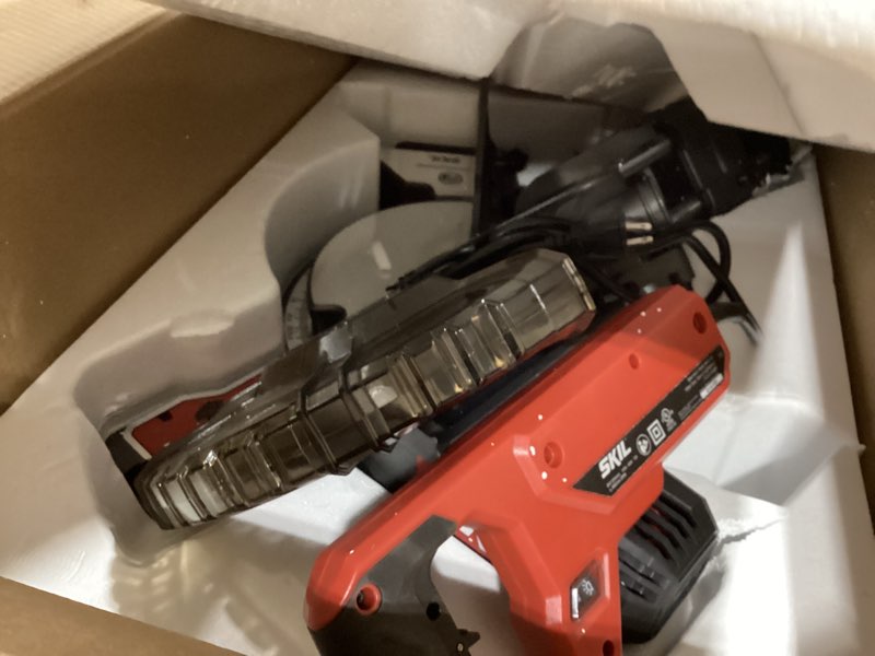 Condition photo showing Good Condition for skil 10" dual bevel sliding compound miter saw-ms6305-00 10" miter saw