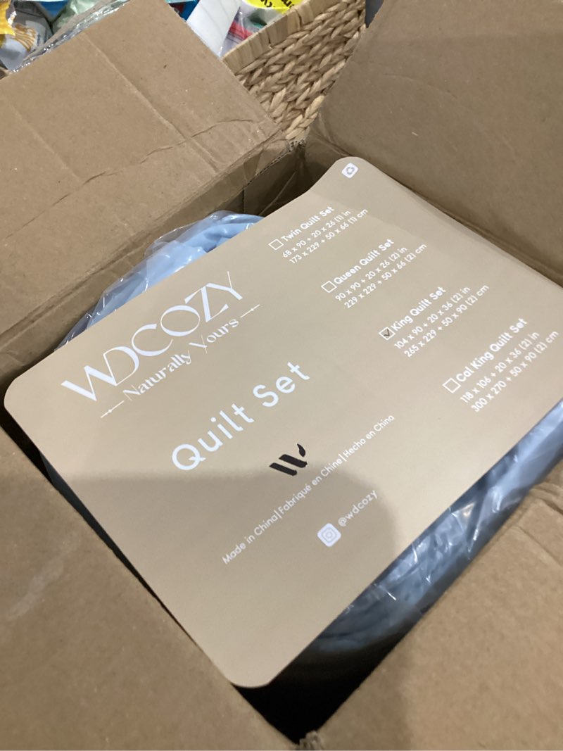 Condition photo showing Good Condition for WDCOZY Light Blue Quilt King Size Bedding Set with 2 Pillow Shams, Lightweight Soft Bedspread Coverlet, Thin Comforter Bed Cover for All Season, 3 Pieces, 104x90 inches Baby Blue King (104"x90")