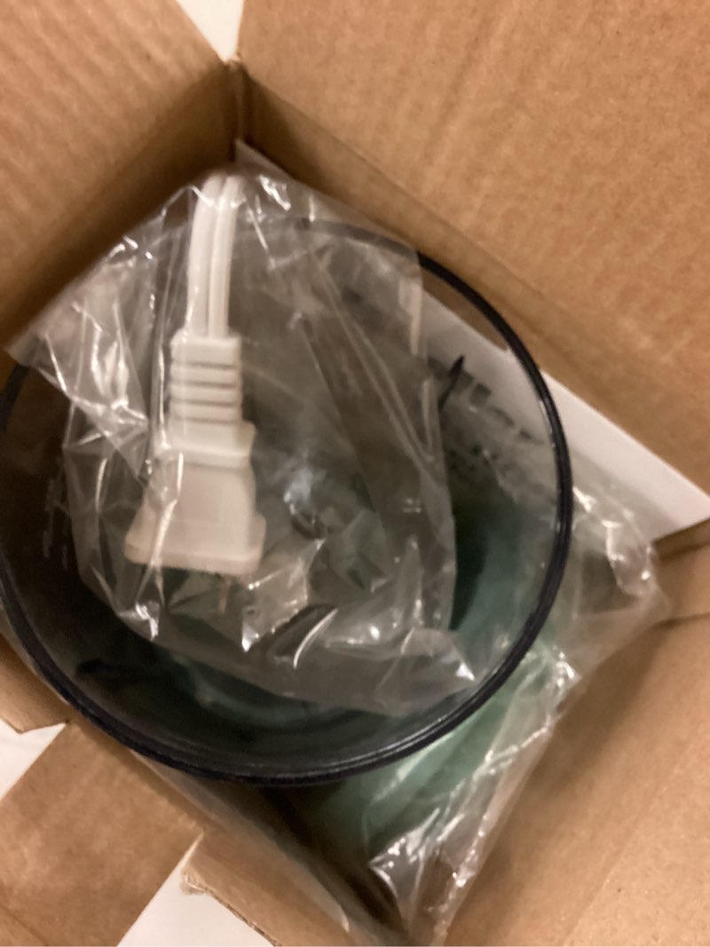 Condition photo showing New/Like New for mueller personal blender for shakes and smoothies with 15 oz travel cup and lid, juices, baby food, 