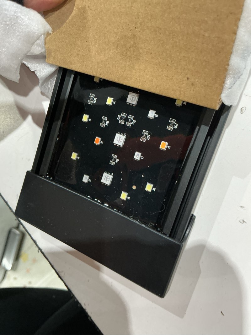 Condition photo showing Good Condition for aqqa led aquarium light, 24/7 mode ip68 waterproof extendable bracket fish tank light, diy mode full spectrum aquarium plant light, adjustable timer/brightness memory function for 24-32 inch fish tank