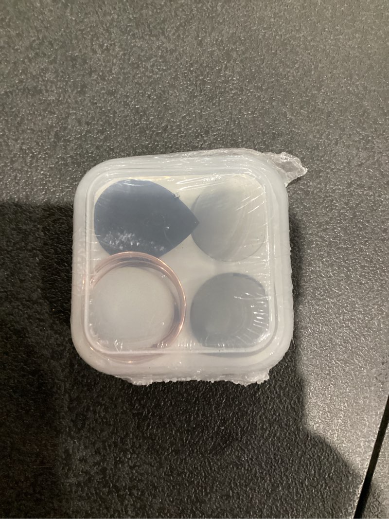Condition photo showing New/Like New for Makeup Sponges Set - Beauty sponges Blending Blenders with 1 Holder and Egg Case, Flawless for Cream, Powder and Liquid (Black, 4Pcs+1Holder+ case) 4Pcs+1Holder+ case Black