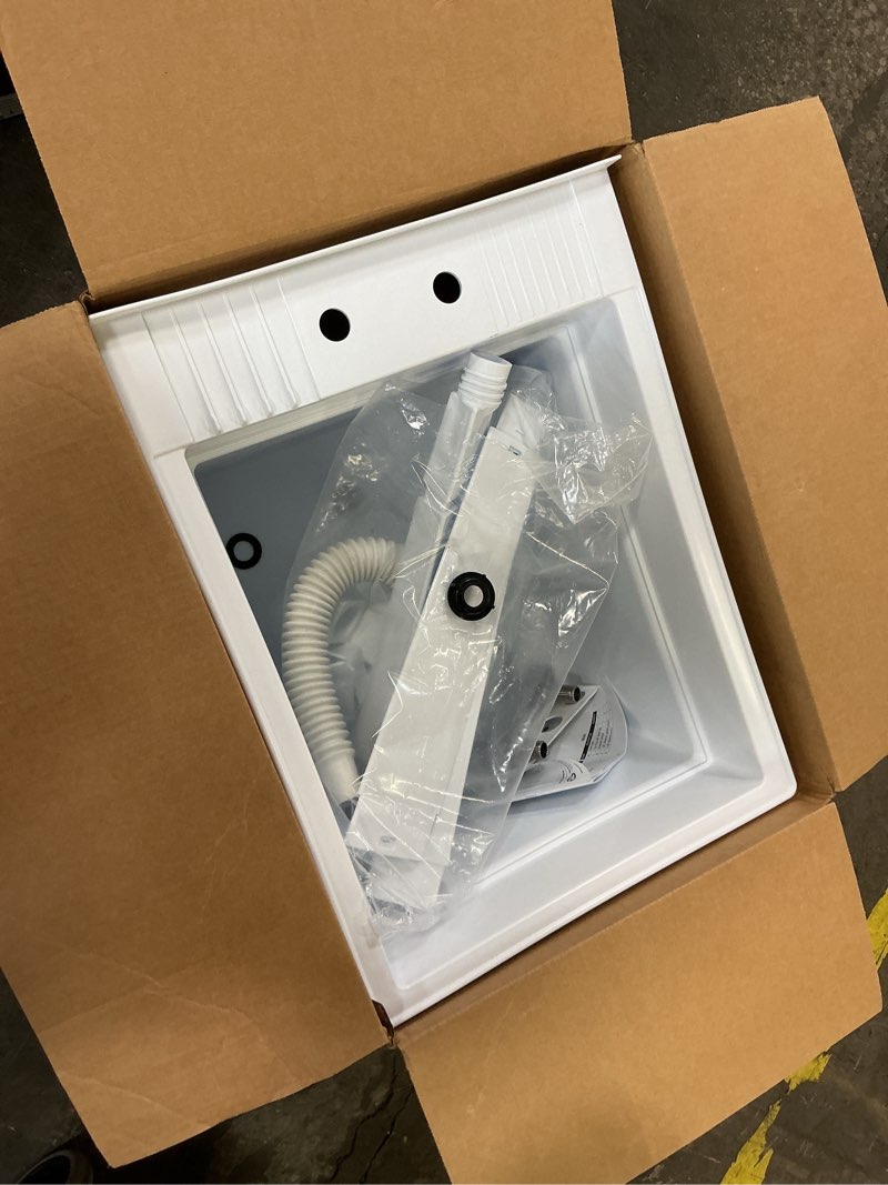 Condition photo showing Good Condition for Project Source 18-in x 24-in 1-Basin White Freestanding Utility Tub