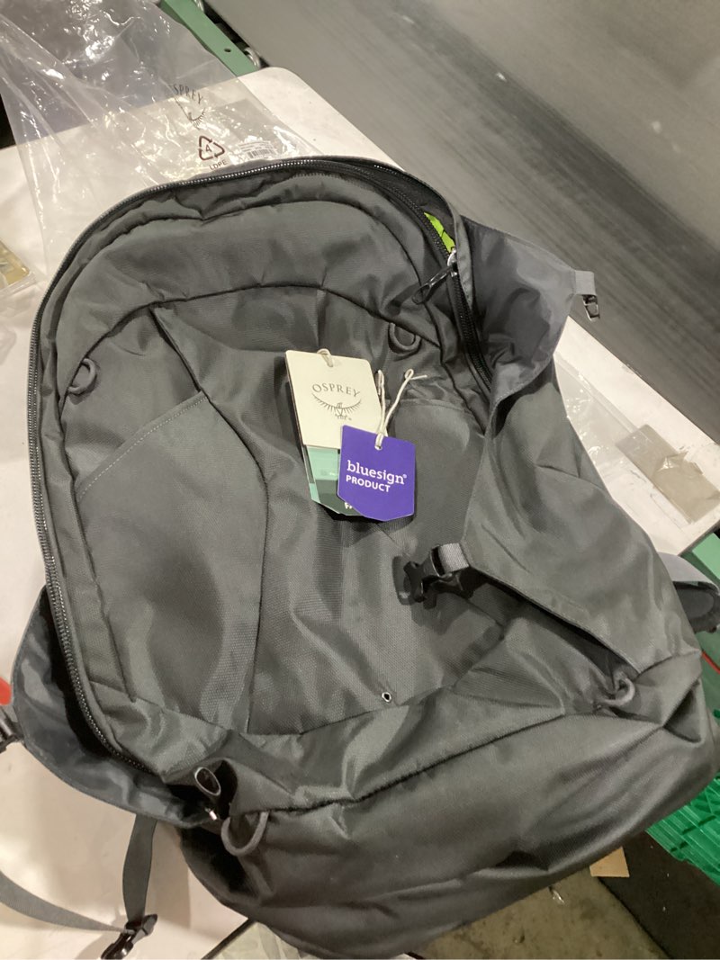 Condition photo showing New/Like New for Osprey Farpoint 40L Men's Travel Backpack, Tunnel Vision Grey 40L Tunnel Vision Grey