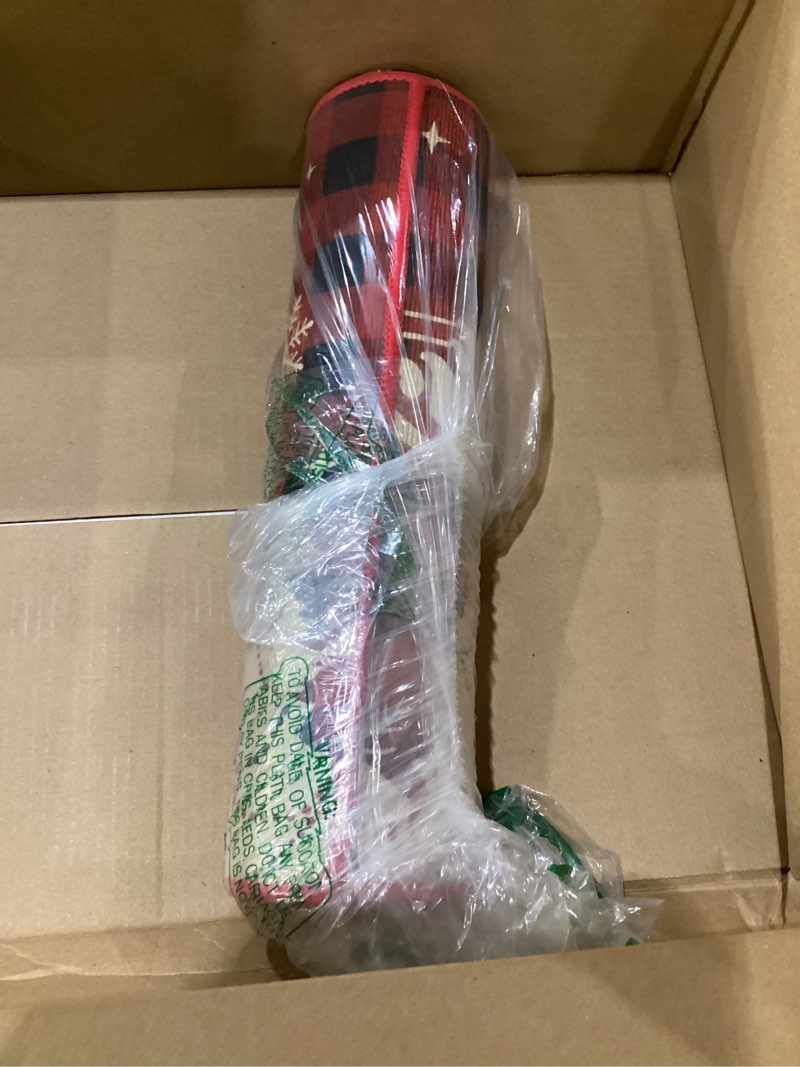 Condition photo showing Good Condition for Flannel festive floor mat