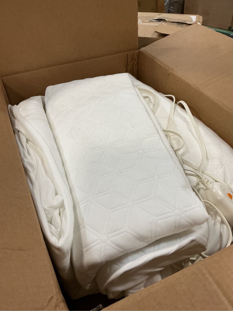 Condition photo showing As Is for beurer uwb80 heated mattress pad king, dual control electric mattress cover with separate feet/body heat, auto shut off, 9 warming levels, overheat protection, soft quilted fabric, king 76" x 80"