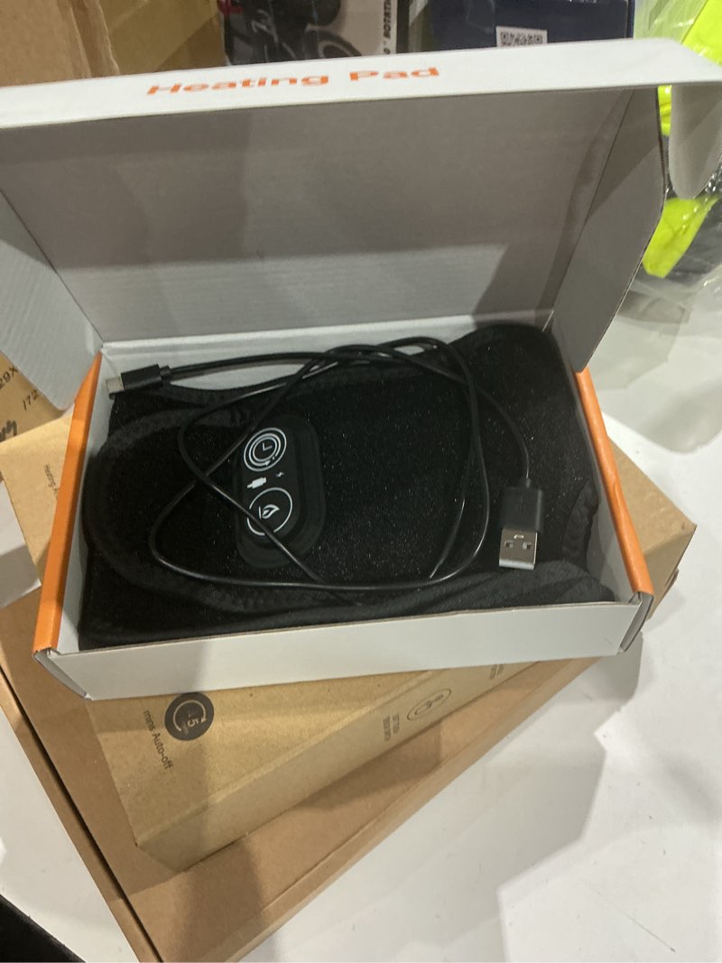 Condition photo showing Good Condition for cordless tmj heating pad, jaw heating pad, tmj relief products jaw, face heating pad with ear-friendly openings, enlarged heating coverage, 3 heat modes & 3 timer options