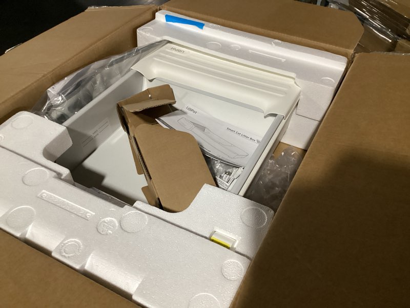 Condition photo showing Good Condition for ubpet open top automatic litter box, self cleaning cat litter box with app control and safety sensor, dual rake, odor control, large capacity for multiple cats white