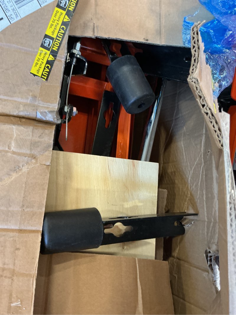 https://lotting-media.assets.bidfta.com/lotting_e536cfce-52cd-4af0-aa7f-59602019bae1