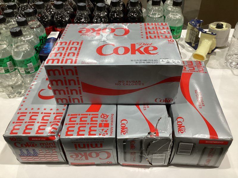 Condition photo showing New/Like New for Diet Coke Diet Cola Soda Fridge Pack  7.5 fl oz Mini Cans  10 Pack