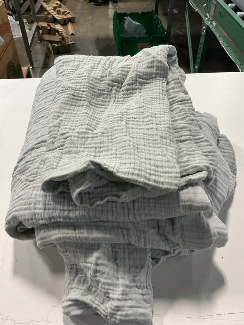 Condition photo showing As Is for organic airy gauze duvet cover set, twin, mist (only 2 piece)