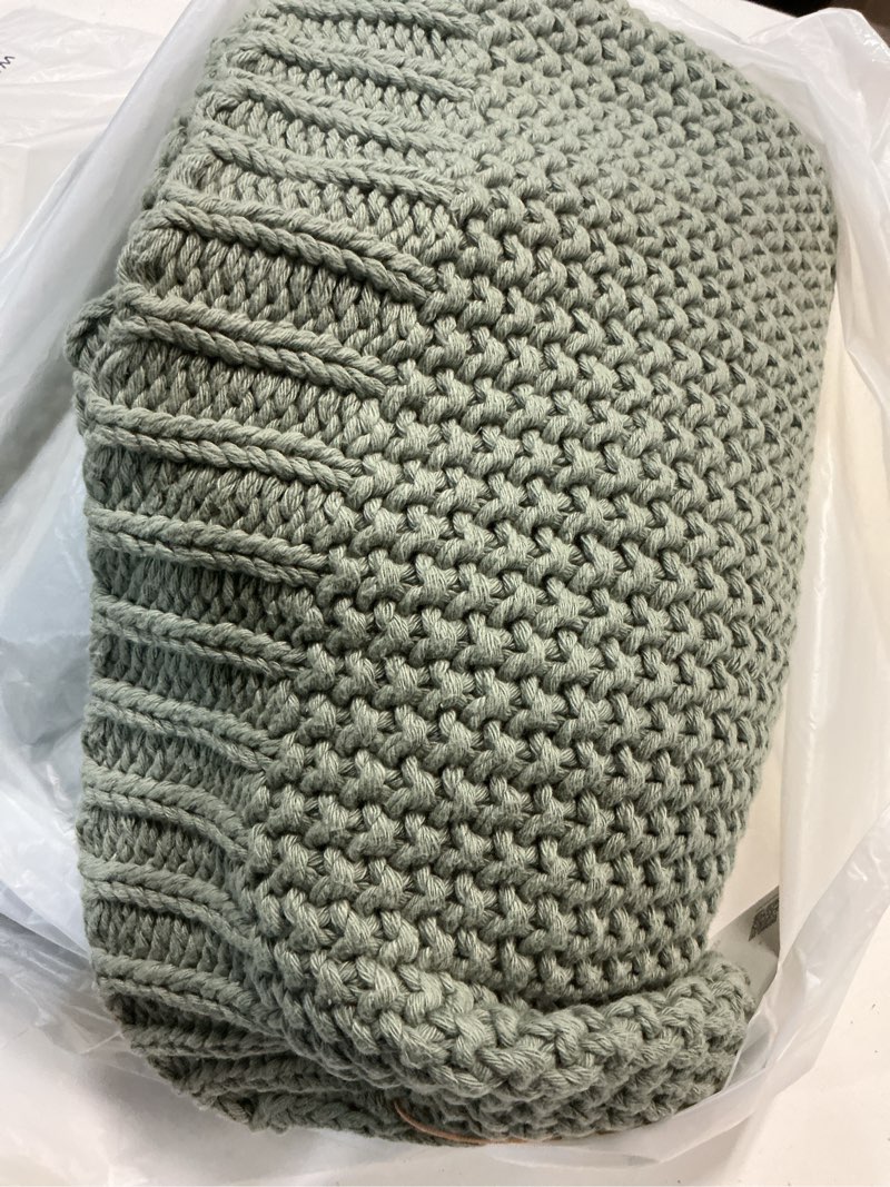 Condition photo showing Good Condition for nwt quince cotton fisherman throw 50 x 60 ivory blanket 