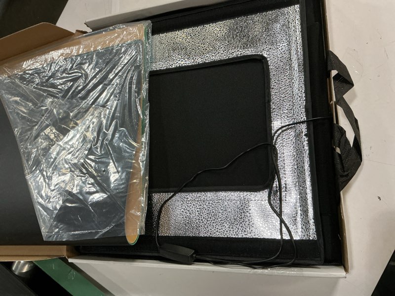Condition photo showing Good Condition for DUCLUS Light Box Photography, 16x16 Inch Photo Light Box with 160 Dimmable LED Lights (CRI 97+), 6 PVC & 2 Paper Backdrops, Portable Studio Box for Product Photography: Jewelry, Food, Shoes 16*16 inch