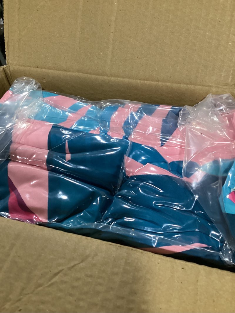 Condition photo showing Good Condition for jay franco disney lilo & stitch floral fun 7 piece queen bed set - includes reversible comforter & sheet set bedding - super soft fade resistant microfiber - (official disney product)