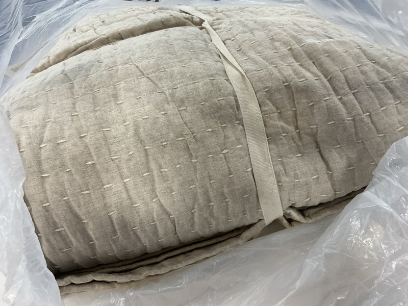 Condition photo showing Good Condition for european linen cotton stitch quilt set, king/cal king, natural