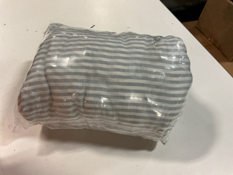 Condition photo showing New/Like New for quince european linen stripe sheet set, king, mist/white stripe