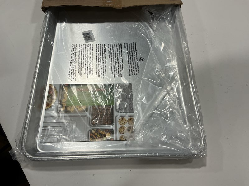 Condition photo showing Good Condition for Nordic Ware Naturals Half Sheet - USA Made Aluminum Commercial Quality Sheet Pan for Baking or Roasting, Encapsulated Galvanized Steel Rim Prevents Warping, 1 Pack 1pk Half Sheet