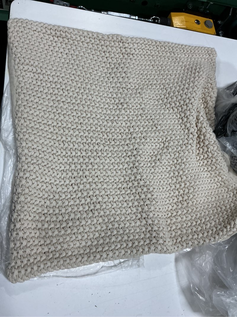 Condition photo showing Good Condition for cotton fisherman pillow cover, 20x20, natural