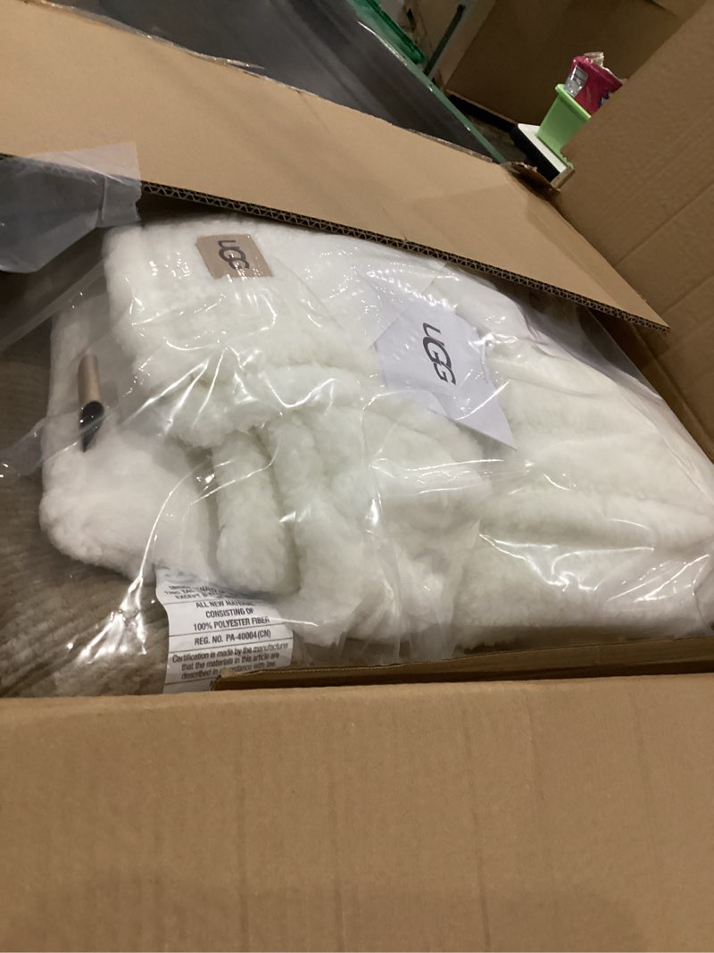 Condition photo showing Good Condition for UGG Comforter Set 5 Piece Bed in a Bag with Throw Blanket, Decorative Pillow, Shams, and Reversible Comforter Hypoallergenic Washable Luxury Warm Fluffy Bedding Set, Brown Birch, King Size (Remina) Beige King