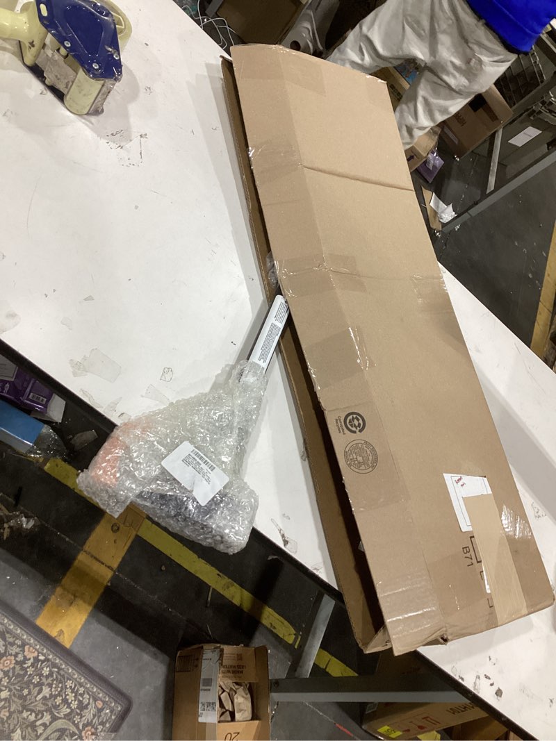 Condition photo showing New/Like New for Fiskars 8 lb. Splitting Maul - 36" Shock-Absorbing, Comfort Grip Handle - Rust Resistant Forged Steel Blade - Wood Splitter Maul for Hardwood - Split Wood for Campfires - Bushcraft Gear Pro IsoCore 8lb Maul