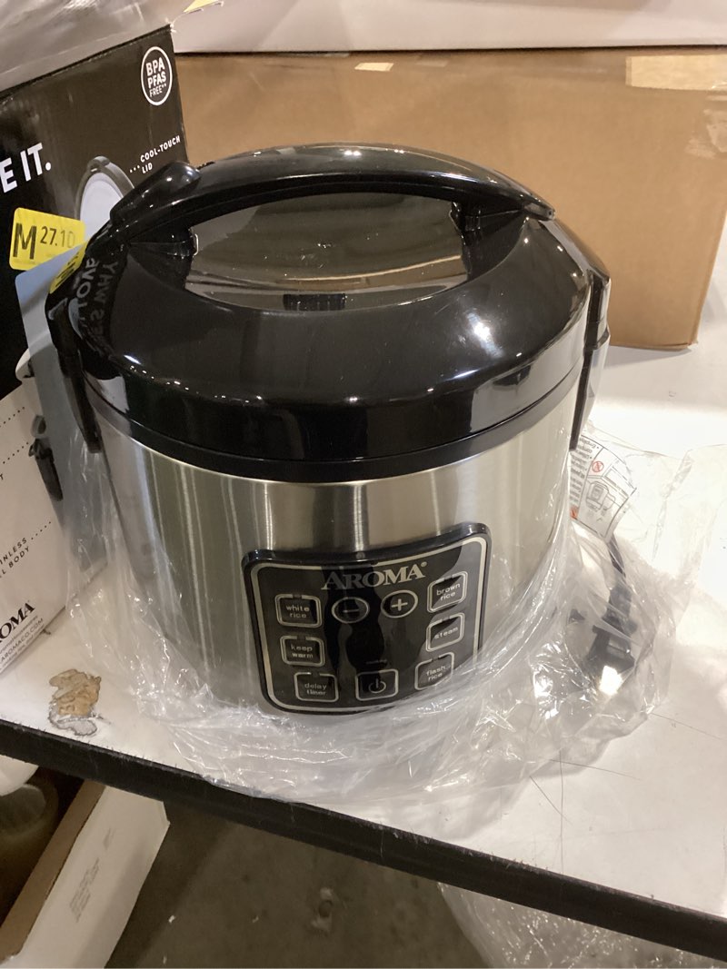 Condition photo showing Good Condition for AROMA Digital Rice Cooker, 4-Cup (Uncooked) / 8-Cup (Cooked), Steamer, Grain Cooker, Multicooker, 2 Qt, Stainless Steel Exterior, ARC-914SBD 4 Cup Uncooked / 8 Cup Cooked