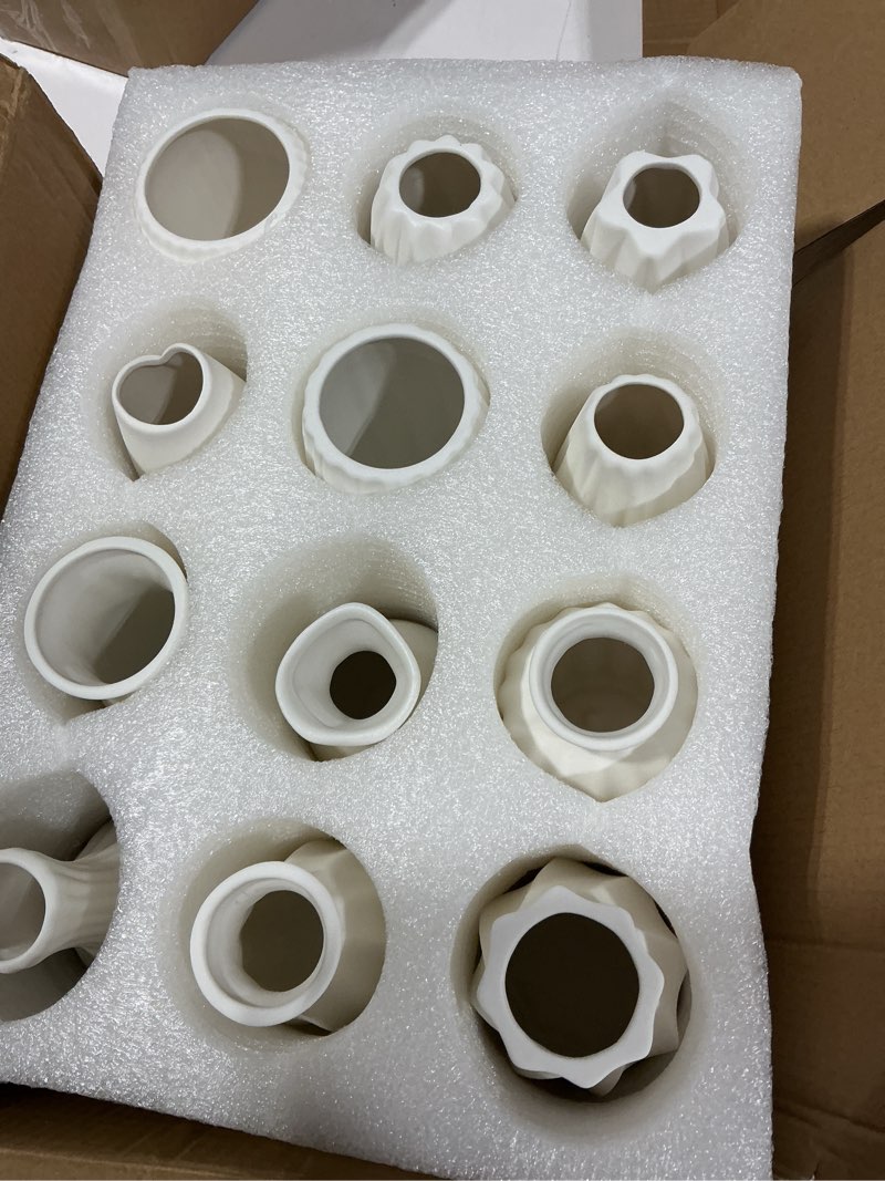 Condition photo showing New/Like New for white ceramic vase set of 12,small vases in bulk for flowers,mini vases for centerpieces,modern for floral and pampas grass,boho for wedding,party,table christmas home decordiy gifts white-st-12