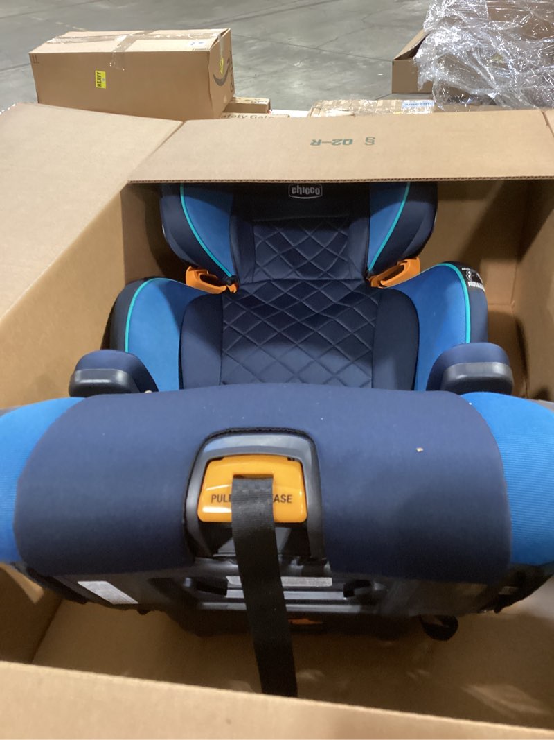 Condition photo showing Good Condition for chicco kidfit zip plus 2-in-1 belt-positioning booster car seat, backless and high back booster seat, for children aged 4 years and up and 40-100 lbs. | seascape/blue kidfit zip plus seascape