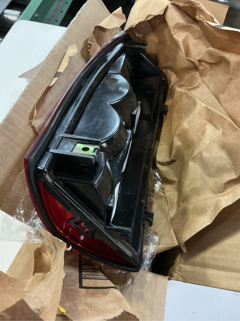 Condition photo showing Good Condition for boine tail light compatible with 1988-1999 chevy/gmc silverado sierra c/k 1500 2500 3500 suburban tahoe blazer yukon cadillac escalade driver and passenger side rear light brake lamps housing
