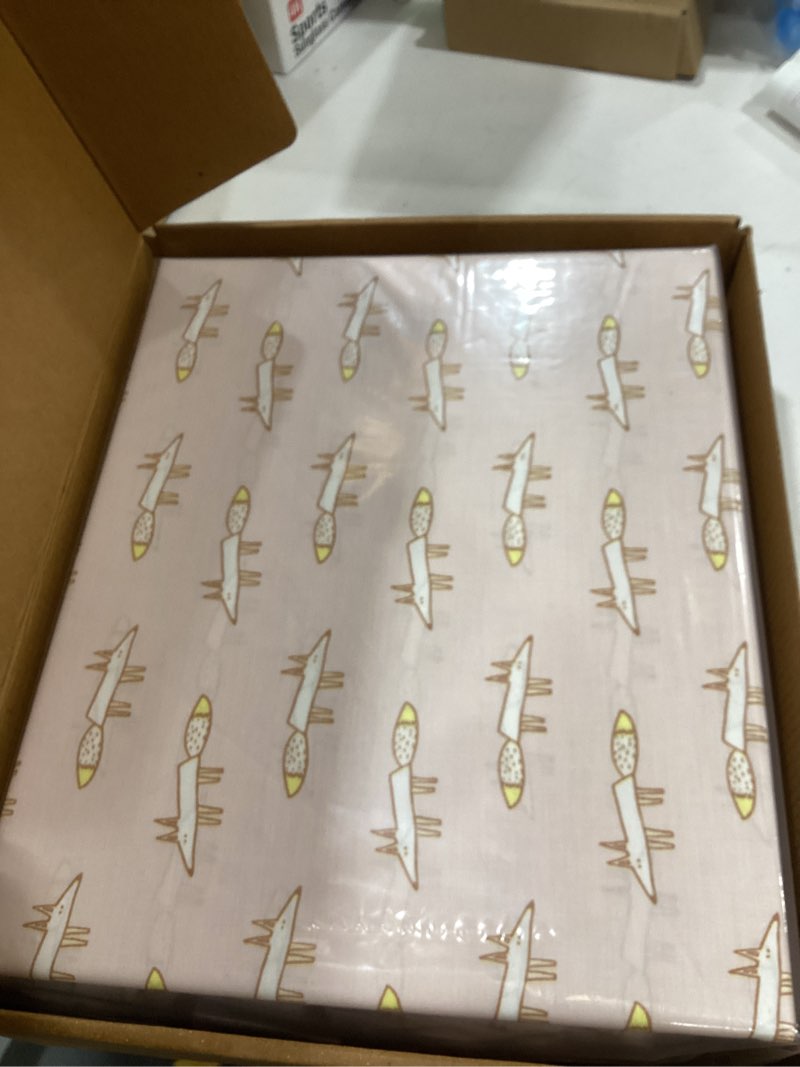 Condition photo showing Good Condition for amazon basics 100% organic cotton kids' sheet set with pillowcase, twin, pale pink fox, percale weave pale pink fox twin