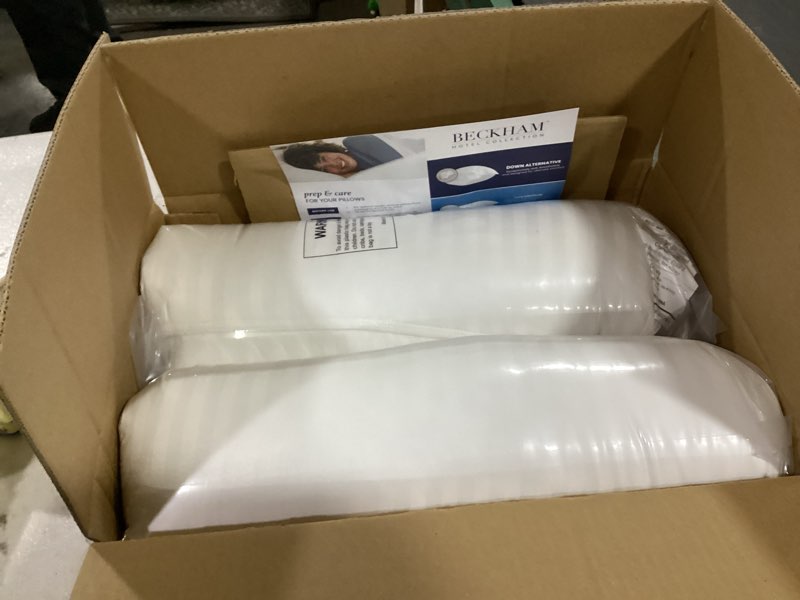 Condition photo showing New/Like New for Beckham Hotel Collection Bed Pillows Standard/Queen Size Set of 2 - Original Soft Down Alternative Pillow for Sleeping - Soft Support for Back, Stomach or Side Sleepers Queen / Standard White