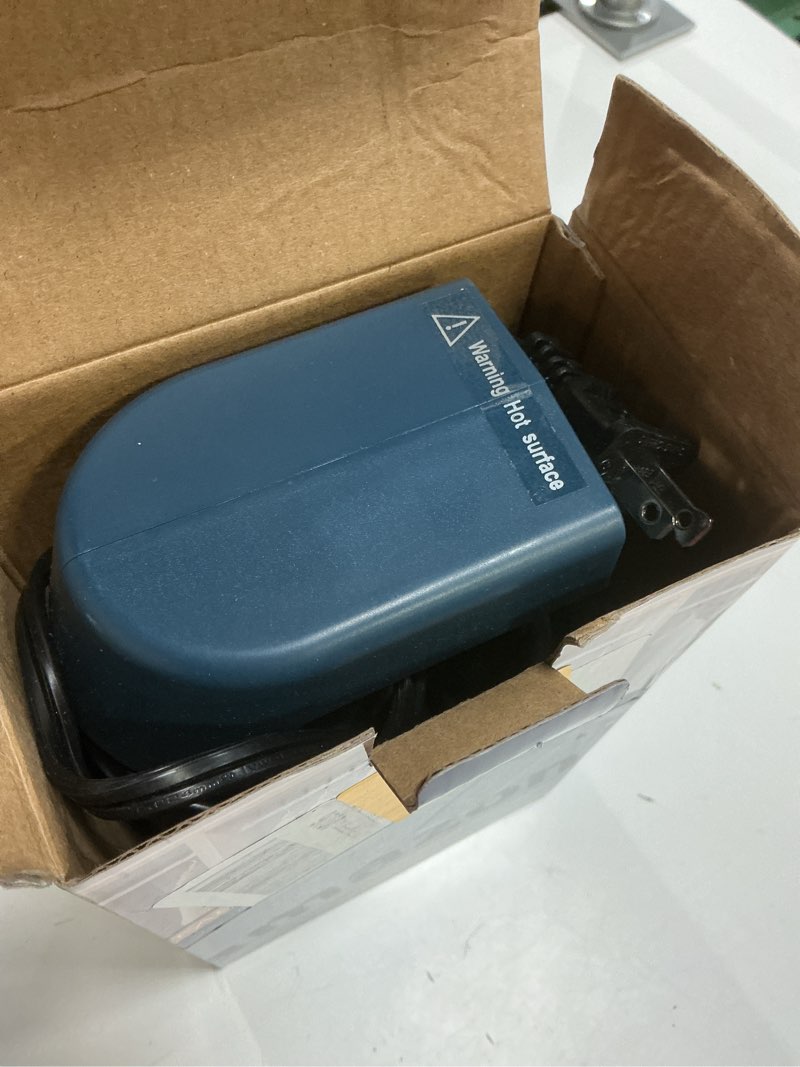 Condition photo showing Good Condition for Steamer for Clothes 700W, Double Row Steam Clothes Steamer, 180ML Large Capacity Water Tank, 40S Fast Heat-up Garment Steamer for Home and Office(GY168)