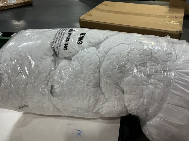 Condition photo showing As Is for 4 Inch Memory Foam Mattress Topper, Cooling Extra Thick 2000 GSM Pillow Top Mattress Pad for Back Pain Relief,Soft Breathable Mattress Cover for Fluffy Shredded Memory Foam Filled,(King,78“x80”) White King