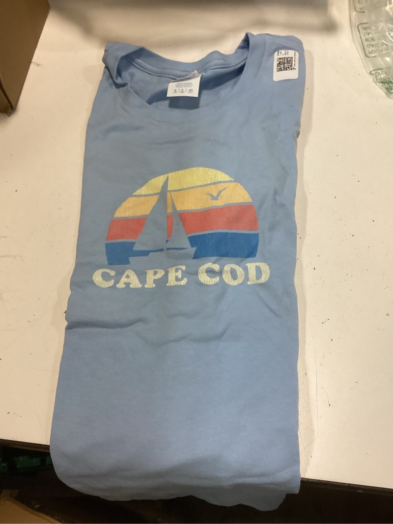 Condition photo showing Good Condition for Cape Cod MA T-Shirt Vintage Sailboat 70s Throwback Sunset T-Shirt