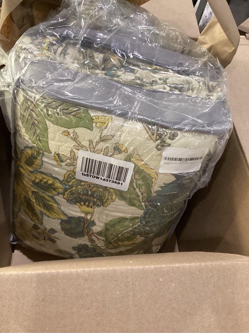 Condition photo showing As Is for durlengen 100% cotton king quilt,3pcs reversible bedding,blue patchwork forest king(106" x 96")