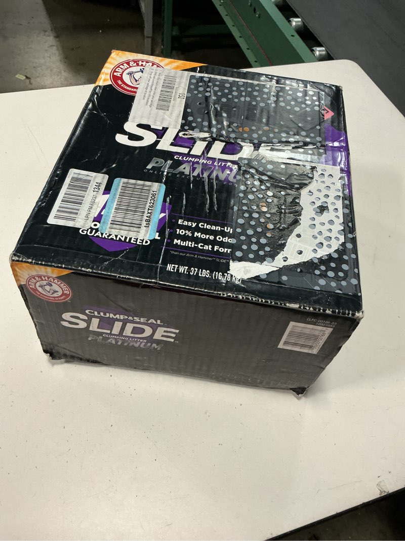 Condition photo showing New/Like New for arm & hammer clump & seal slide platinum multi-cat clumping litter, easy clean, superior odor control, 37 lbs