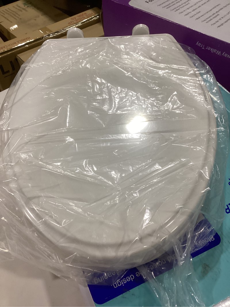 Condition photo showing Good Condition for Hibbent Premium Elongated Toilet Seat with Cover Quiet Close, One-Click to Quick Release, Easy Installation Non-Slip Seat Bumpers, Slow Close Toilet Seat and Cover, Easy Cleaning-White Color One-click Elongated 18.5" White