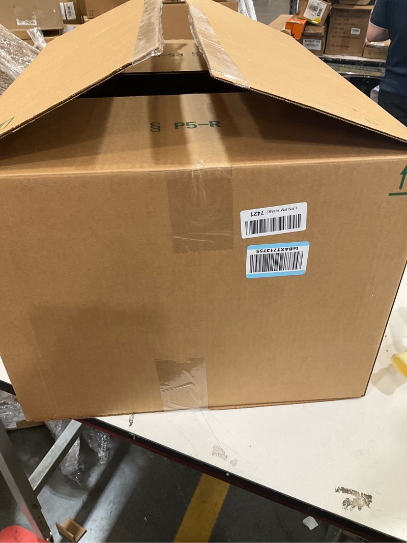 Condition photo showing Good Condition for storage container with lid